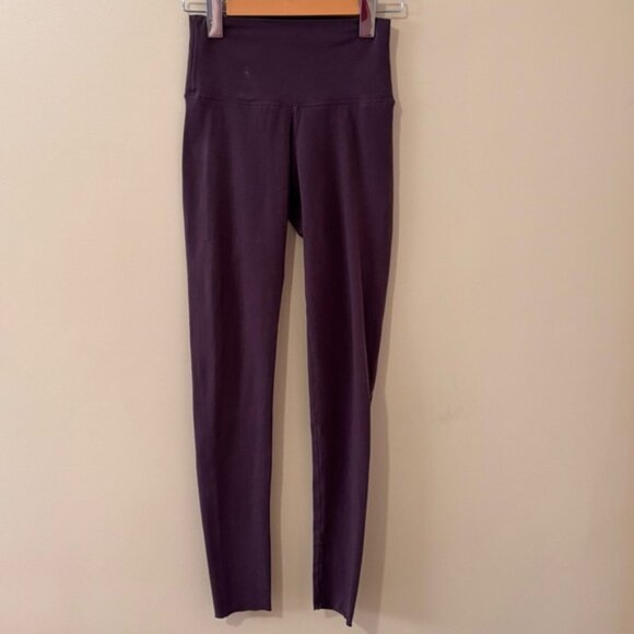 TNA Pants - •SOLD•|Tna| Aritzia Butter Atmosphere High-Waisted Dark Brown Leggings Sz XS